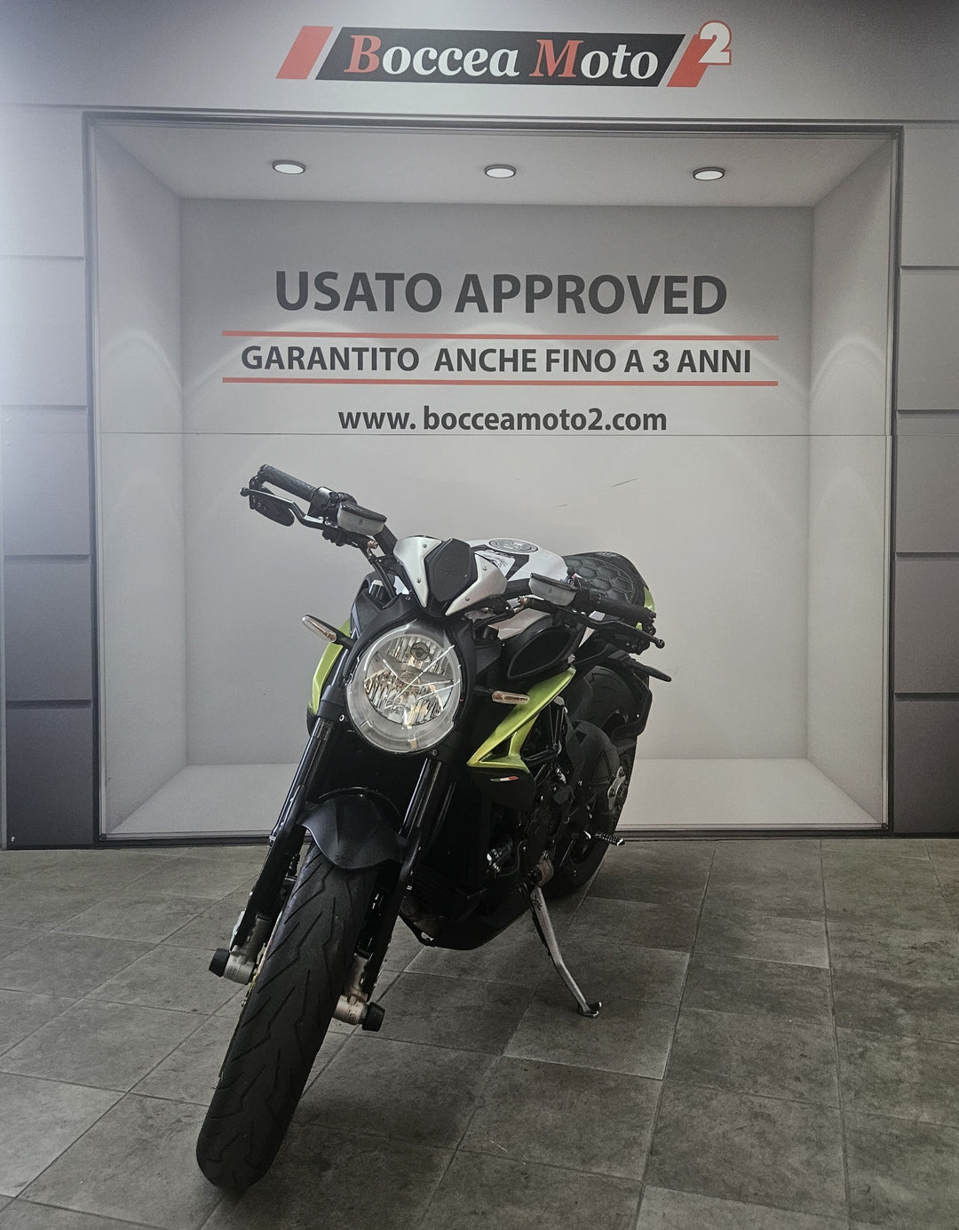 MV AUGUSTA BRUTALE 800 DRAGSTER RR
