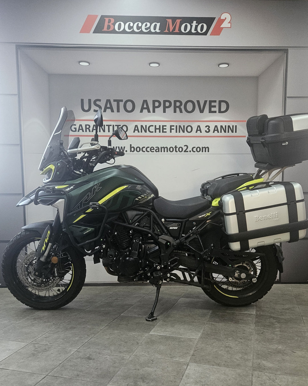 TRK 702X