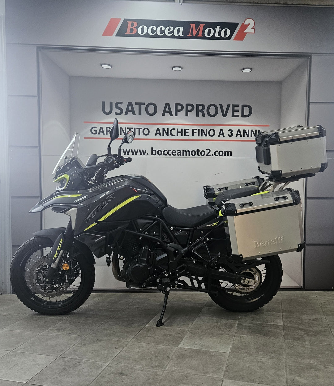 TRK 702X
