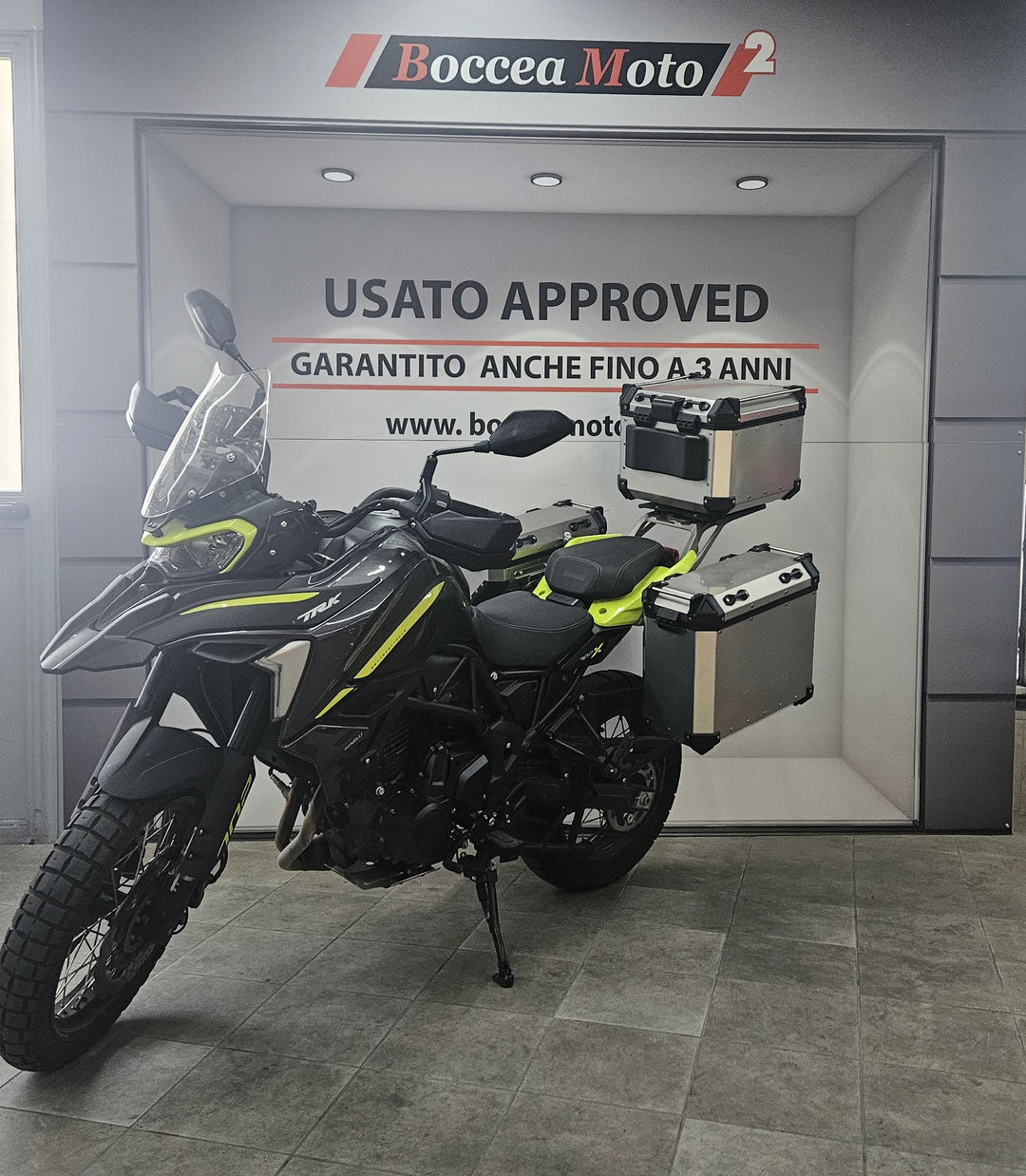 TRK 702X