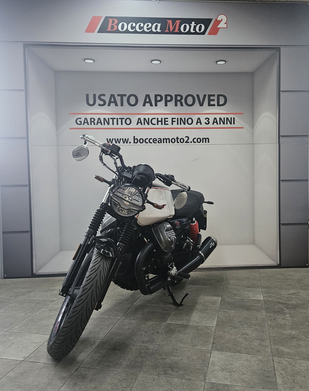 MOTO GUZZI V7 STONE TEN