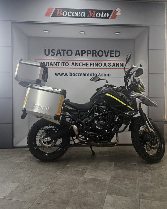 TRK 702X