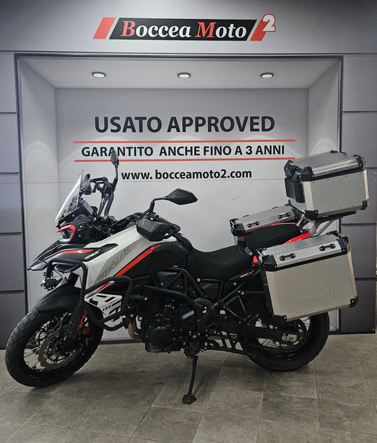 TRK 702X