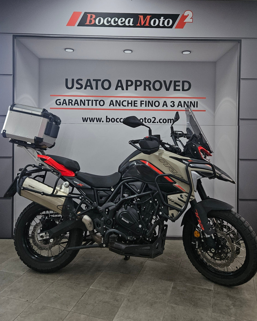 TRK 702X