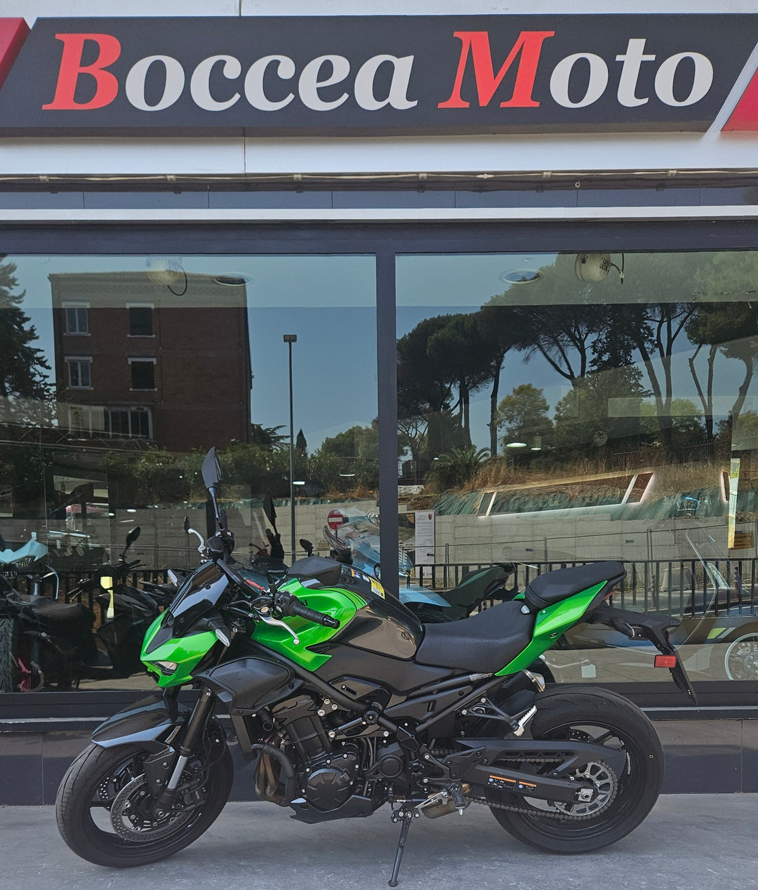 Z900
