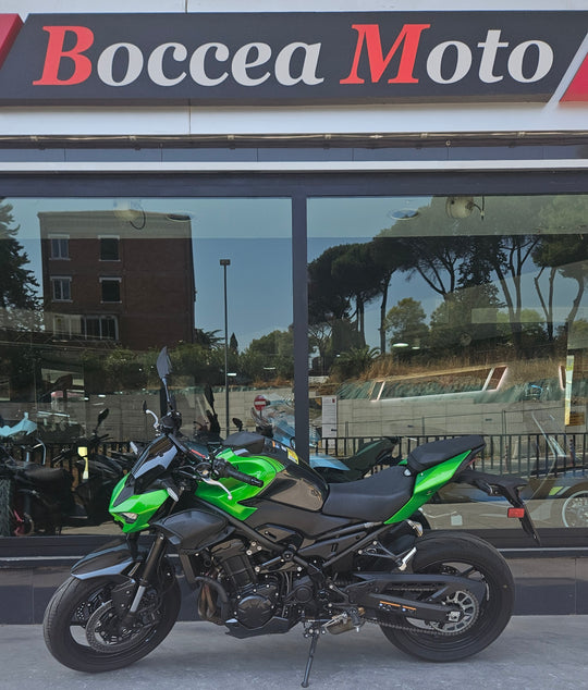 Z900