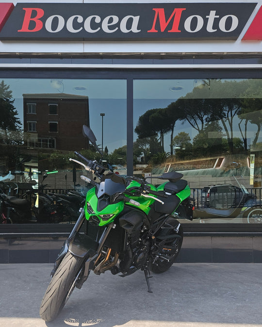 Z900