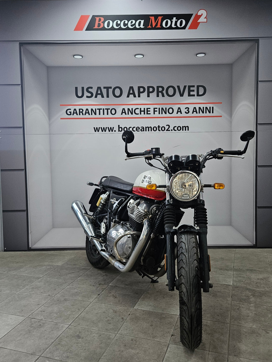 ROYAL ENFIELD INTERCEPTOR 650