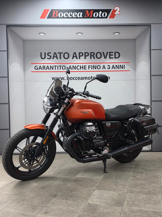 MOTO GUZZI V7 STONE