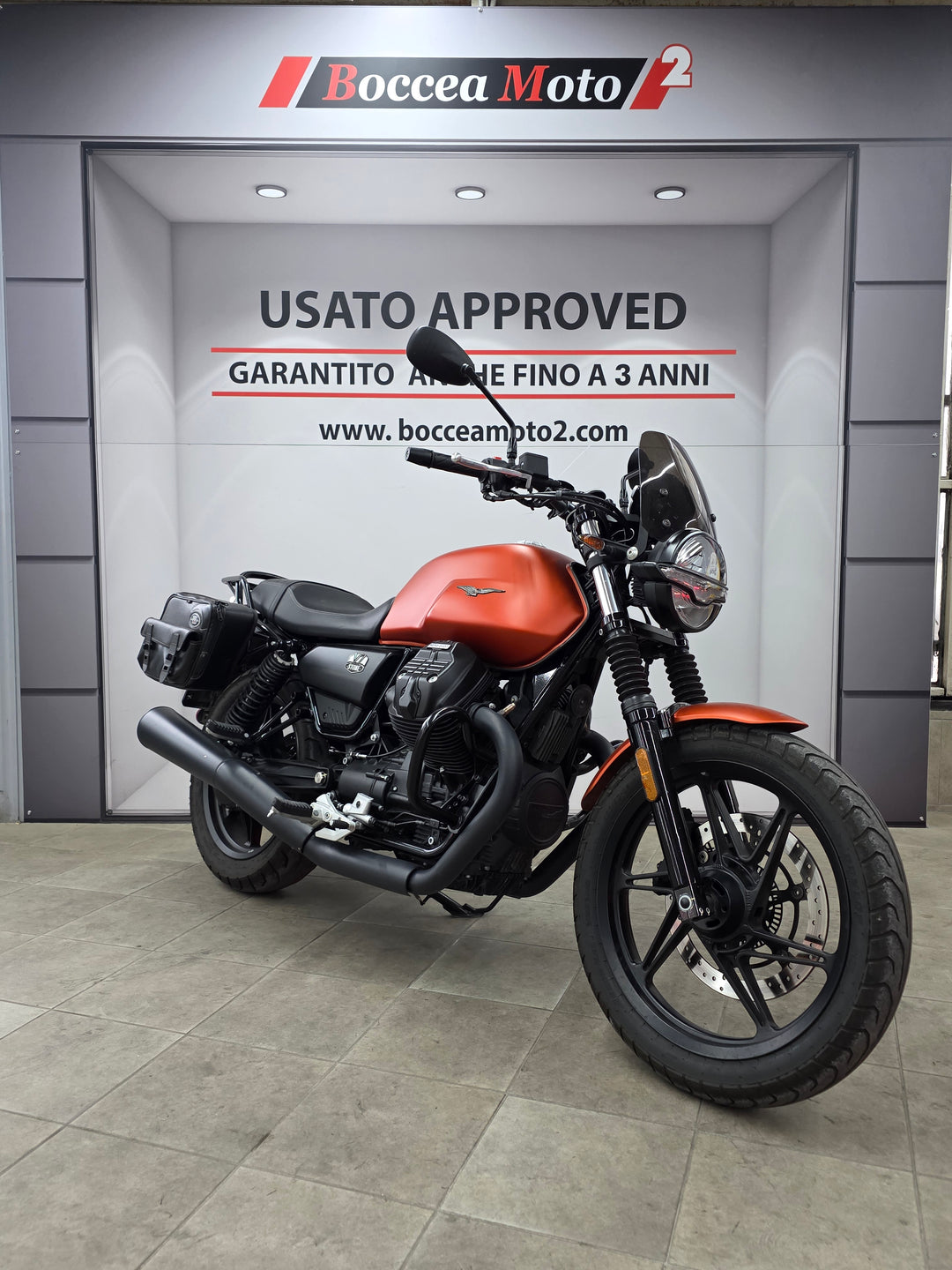 MOTO GUZZI V7 STONE
