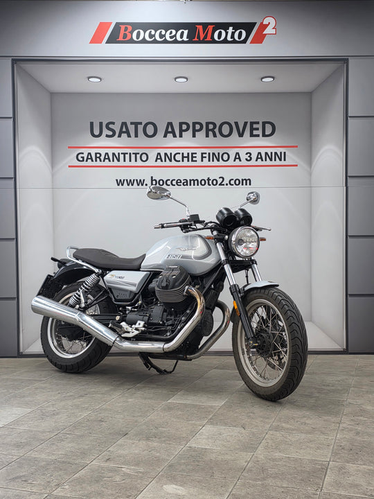 MOTO GUZZI V7 SPECIAL