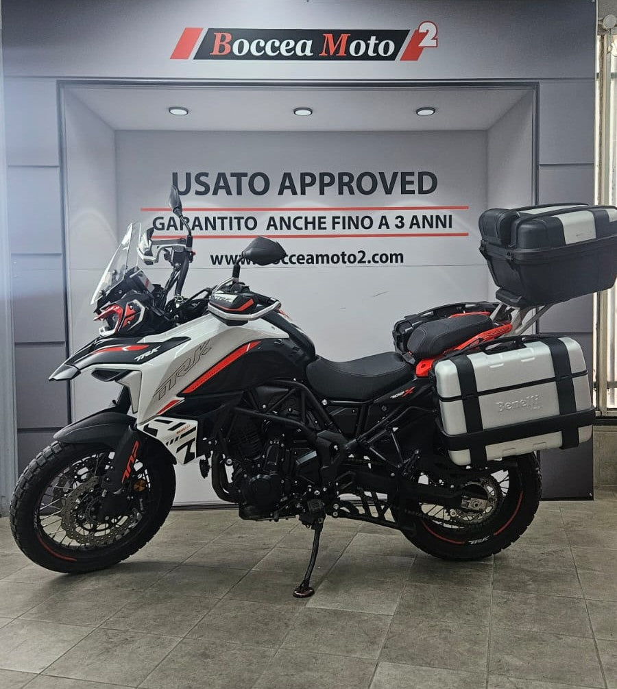 TRK 702X
