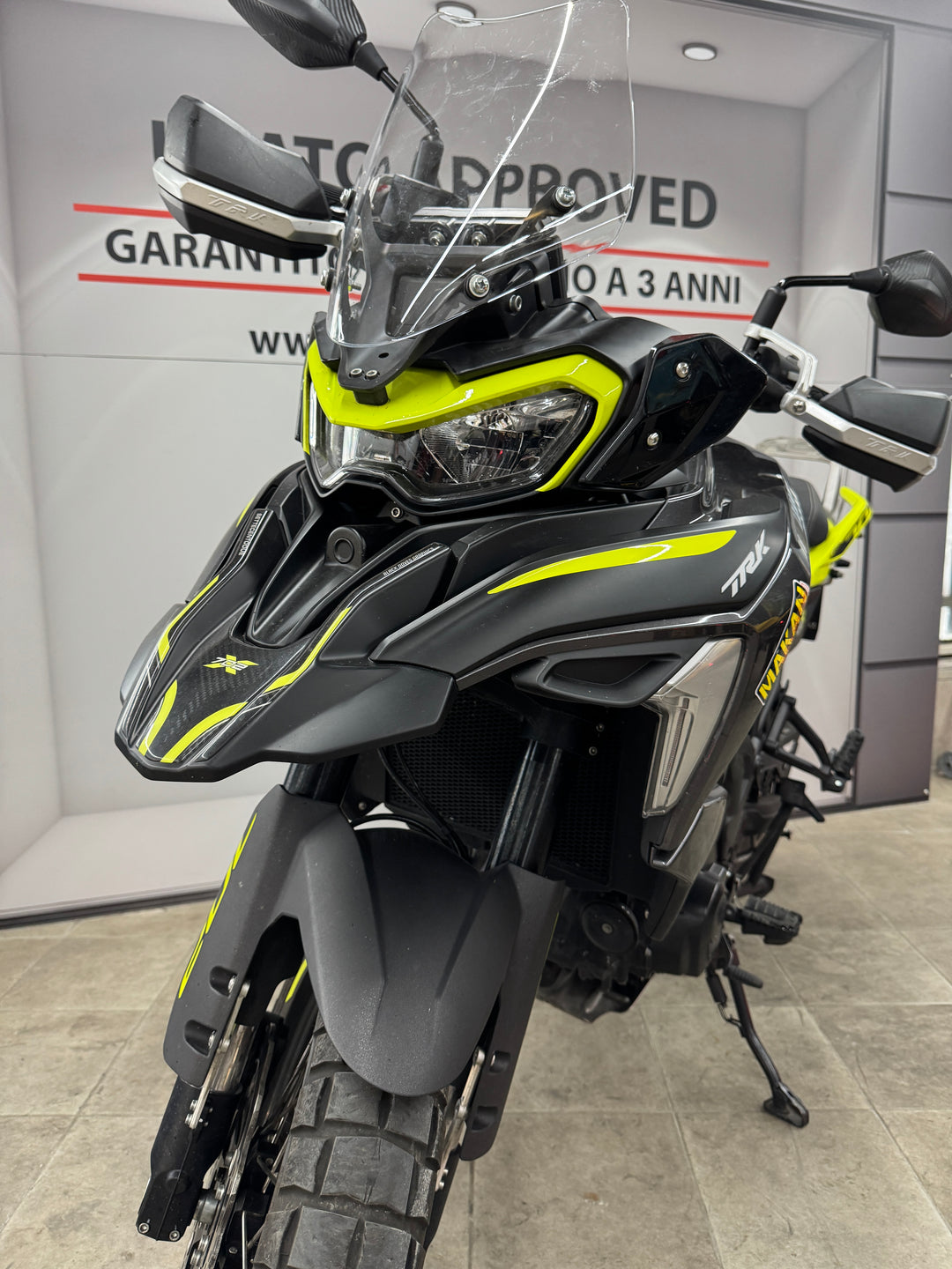 TRK 702X