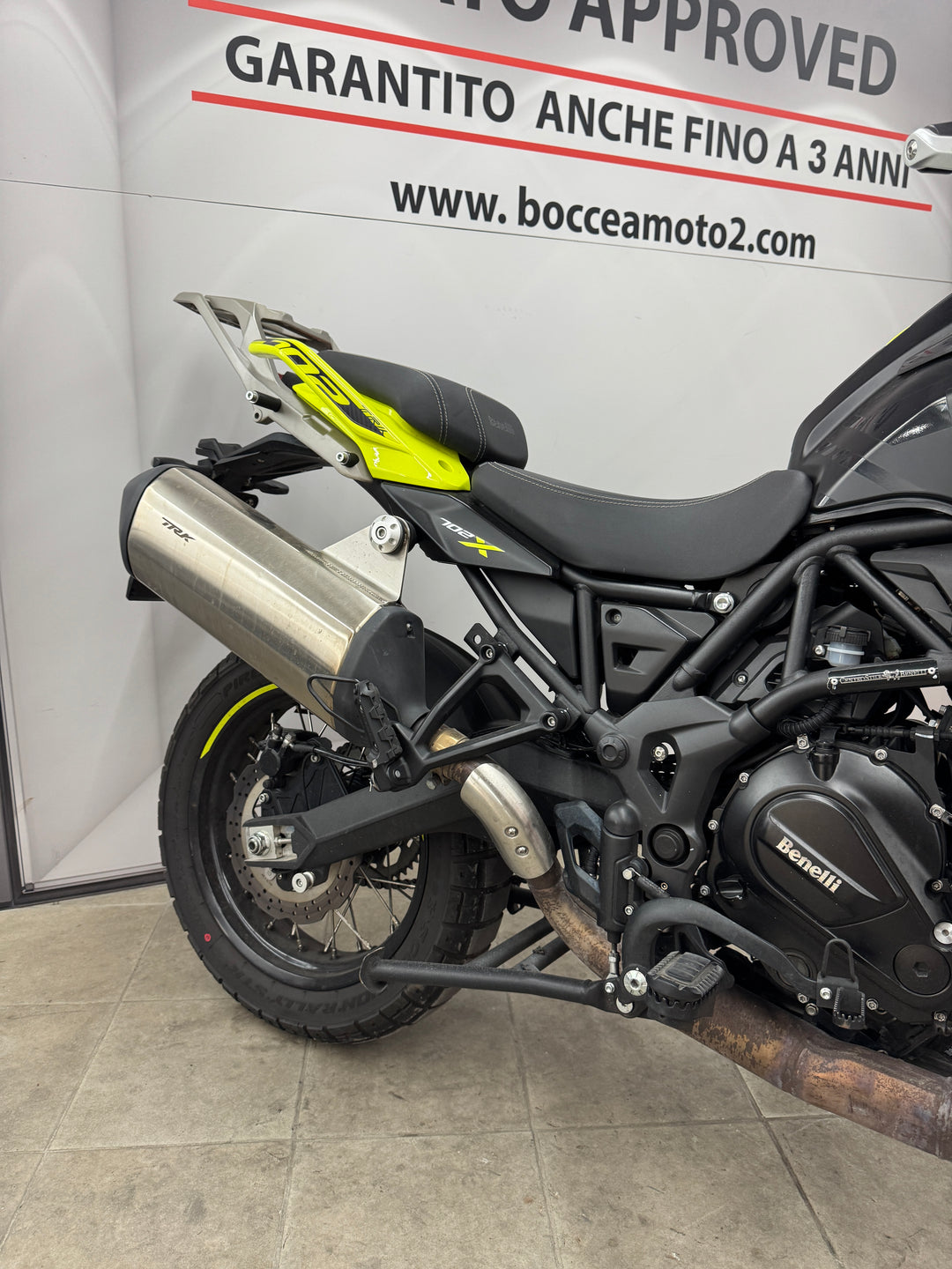TRK 702X