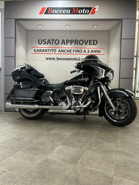 Street Glide FLHX