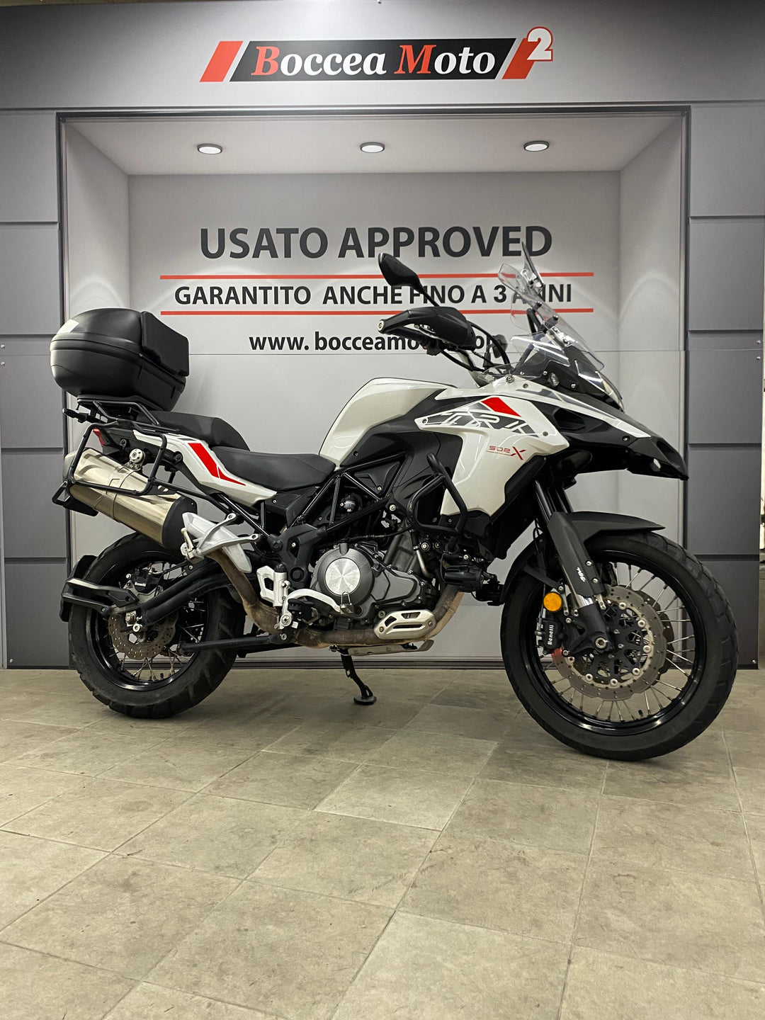 TRK 502 X